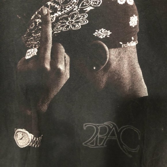 ICONIC RAPPER TUPAC SHAKUR 2PAC T-SHIRT - Picture 4 of 4